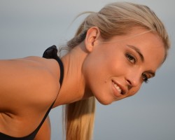 FIRM UP YOUR TOOSH & LEGS – Beginner Workout