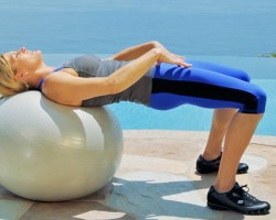 25 Minute Beginner/Intermediate Stability Ball Workout with Weights