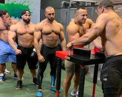 I ARM WRESTLED 5 OF THE BIGGEST GUYS IN THE GYM!