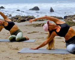 30 Minute Easy Yoga Stretching for Muscle Soreness